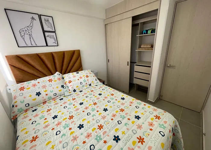 Acogedor Apartamento Cerca De Clinica En F/Blanca